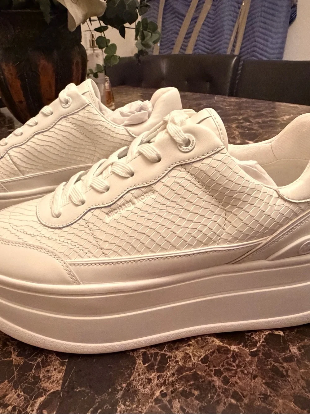Michael Kors Hayes Lace Up Platform Sneaker OpticWhite Embossed LeatherSize 9.5